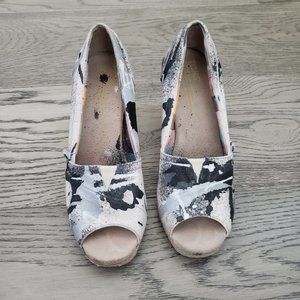 TOMS Canvas Peep Toe Wedge - Women's Sz 5